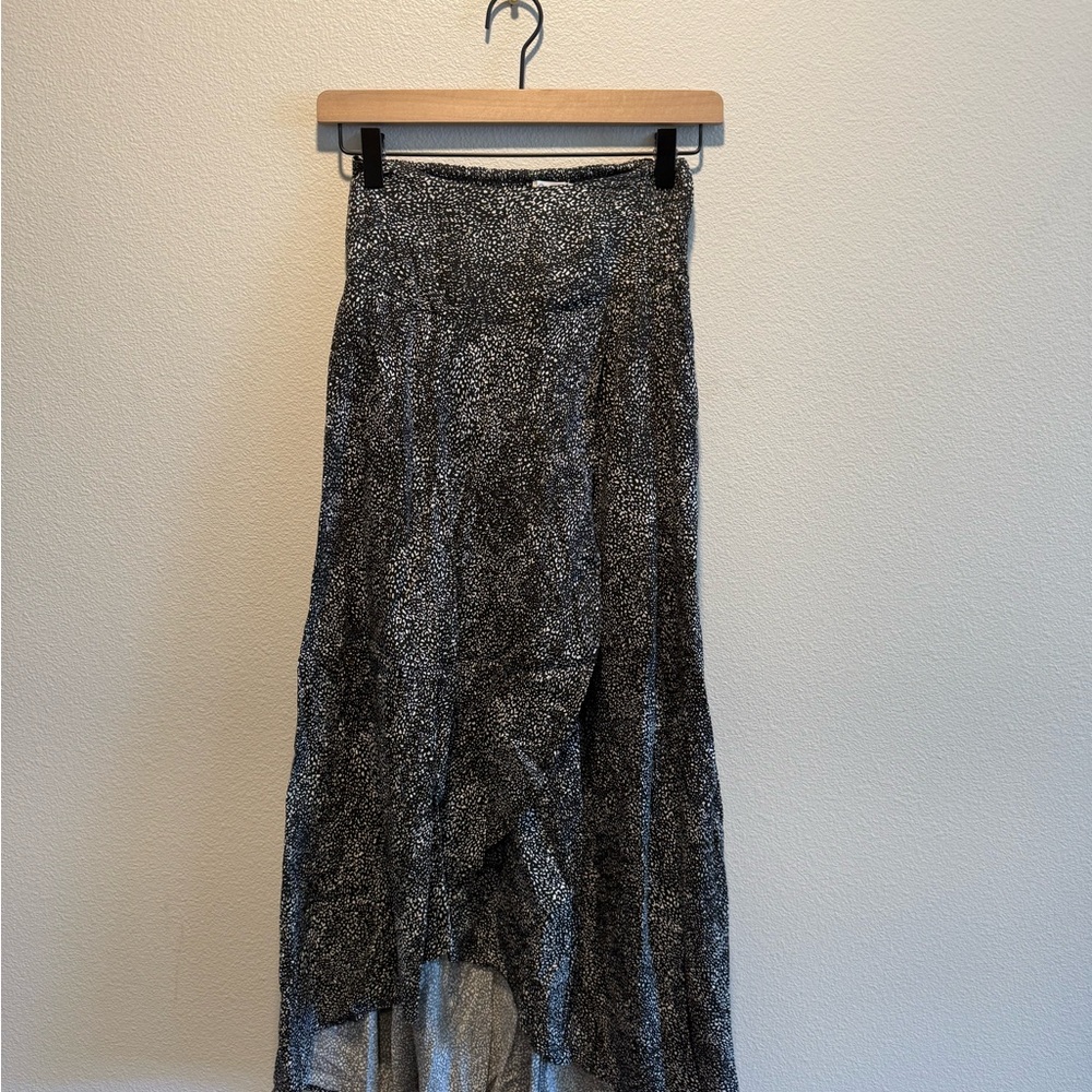 Japna Black and White High-Low Midi Skirt